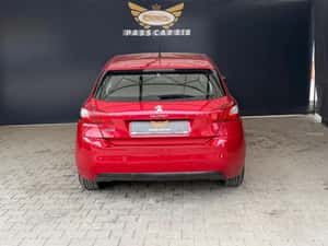 Peugeot 308 Manuală 125 HP Benzină — miniatura 4