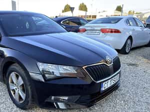 Skoda Superb Berlina Manuală 149 HP Diesel