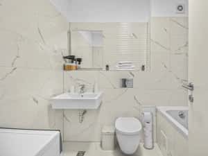 Regim hotelier apartament 3 camere -Brasov zona Coresi — miniatura 5