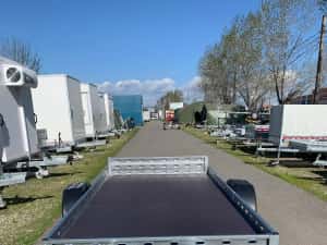 Oferta Remorca auto Repo, Remorca 750 kg basculabila, carte RAR