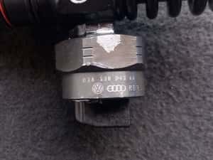 Injector 1.9 D Vw Passat B5.5  038130073 Aa Volkswagen — miniatura 7