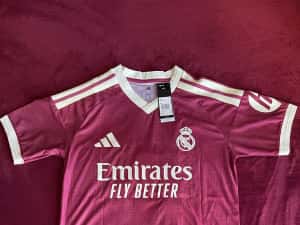 Real Madrid 2026/2027 Arda Güler #15 — miniatura 2