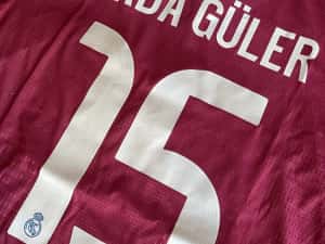 Real Madrid 2026/2027 Arda Güler #15 — miniatura 7
