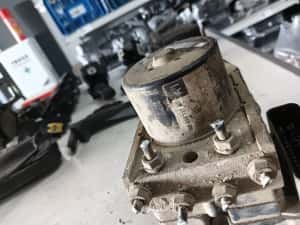 Pompa Abs Skoda Octavia Ii Combi (1Z5) [ 2004 - 2013 ] Tdi (Bjb, Bkc, — miniatura 3