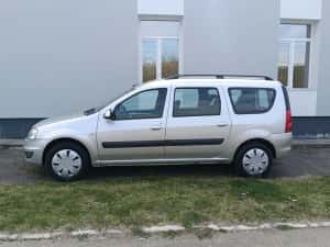 Dacia Logan Mcv 1.6 benzina 7 locuri — miniatura 2