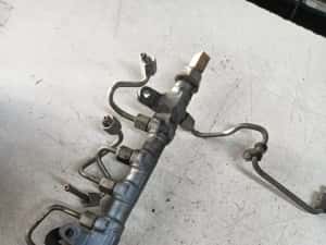 Rampa Injectoare Volkswagen Touran (1T3) [ 2010 - 2015 ] Tdi (Cfhf, Cl — miniatura 3