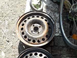 Vând jante r15 de opel astra — miniatura 3