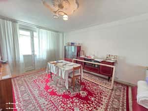 3 camere, zonă centrală (Casa de Cultură), mobilat și utilat — miniatura 1