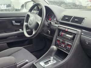 Audi A4 2.0i 2002 Automat — miniatura 7