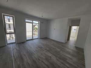 Comision 0%. 3 camere. NOU. Etaj 1. Girocului - langa Profi
