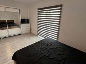 Ofer spre închiriere apartament cu 2 camere pe Bulevard — miniatura 4