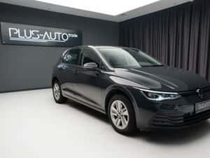 Volkswagen Golf 8 Life 2.0 TDI DSG – Automat, LED Plus, ACC, Ready2Discover