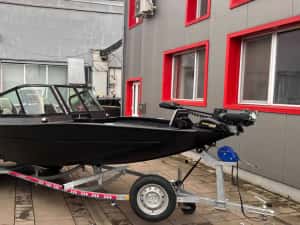 barca de pescuit din aluminiu 3mm | 5,20m-5,80m | fabricate in Romania