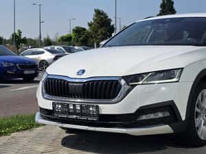 Skoda Octavia Scout Automată 150 HP Diesel — miniatura 2