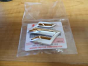 Emblema 3D Suzuki Stiker Moto Atv KingQuad Logo Sigla — miniatura 6