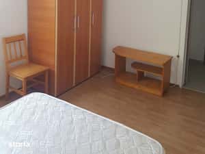 Inchiriez apartament decomandat Diham Basarabia — miniatura 6