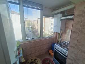 Cu Centrala,300 E,Soarelui-In Spate la fostul Billa,Decomandat,Langa Spitalul Județean,Liber Acum — miniatura 3