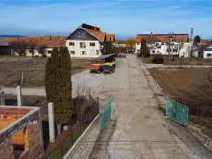FILM! Complex agrozootehnic cu traditie, echipat + pretios potential multiplu — miniatura 10