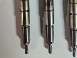 Injector 1.6TDI Cay / Cayc 03L 130 277 B Volkswagen Skoda — miniatura 2