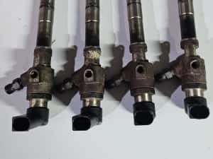 Injector 1.6TDI Cay / Cayc 03L 130 277 B Volkswagen Skoda — miniatura 4