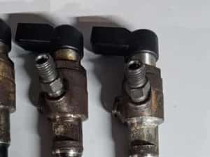 Injector 1.6TDI Cay / Cayc 03L 130 277 B Volkswagen Skoda — miniatura 8