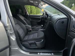 Skoda Octavia II 2008  2.0 TDI ***Automat/DSG*** — miniatura 6