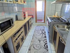 Apartament 2 camere, Galata (statie de autobuz la 100m) — miniatura 2