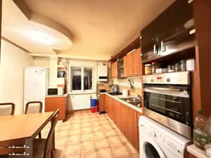 Ap. 3 camere, cetrala pe gaz - Complex studentesc