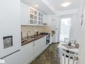 Apartament 2 Camere în Otopeni Piscina si Parcare inclusă — miniatura 4