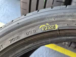 235 40 19 Bridgestone — miniatura 7