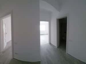Berceni Sfintii Brancoveni - Apartamente si garsoniere acum si in rate — miniatura 4
