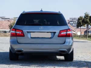 Mercedes-Benz E 200 T-Modell W212  – 2013  Excelent întreținută — miniatura 5