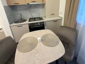 Apartament 2 Camere Tip Studio Modern Complet Mobilat si Utilat Metrou — miniatura 5