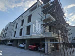 Parc Laurentiu Raiciu apartament 2 camere decomandat cu 2 balcoane.