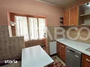 Apartament decomandat  2 camere cu Pivnita zona Valea Aurie Sibiu — miniatura 4