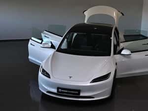 Tesla Model 3 Berlină, 43.050 km, 498 cp, 2024 — miniatura 5