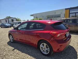 Ford Focus Hatchback 2021 - 12.650 EUR — miniatura 5