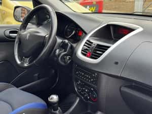 Peugeot Altele 206-plus Manuală 60 HP Benzină — miniatura 3