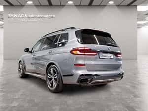 BMW X7, 2023, 57.871 km, 381 cp, Automat — miniatura 2