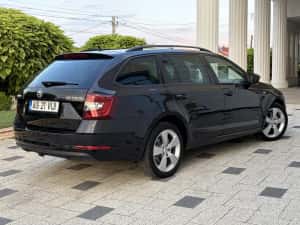 Skoda Octavia / 2018 — miniatura 3