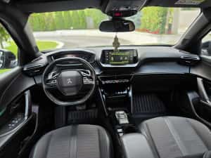 Peugeot 2008 1.5Diesel Euro6 -Piele/Navi/CarPlay/Camera 306°/ Factura+Garanție 12 luni — miniatura 7