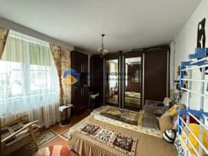Apartament spațios 3 camere – zona MARATEI 66 MP — miniatura 5