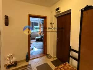 Apartament spațios 3 camere – zona MARATEI 66 MP — miniatura 8