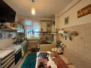Apartament spațios 3 camere – zona MARATEI 66 MP — miniatura 9