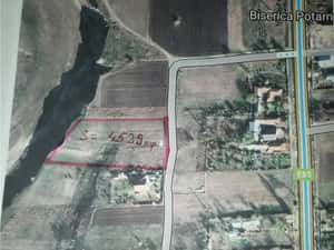Se vinde teren in localitatea Potârnichești