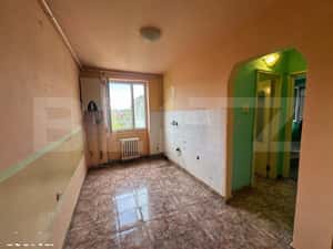 Apartament 3 camere cu potential, pret atractiv,  Reghin — miniatura 1