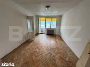 Apartament 3 camere cu potential, pret atractiv,  Reghin — miniatura 3