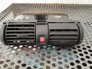 Grila ventilatie bord centru Opel Astra G — miniatura 5