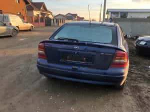 Grila ventilatie bord centru Opel Astra G — miniatura 7