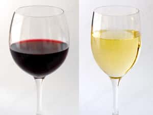 Vin rosu , Vin roze si Vin alb 100% natural .